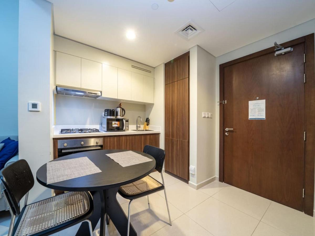 1 Bedroom Business Bay Bliss With A Canal View *