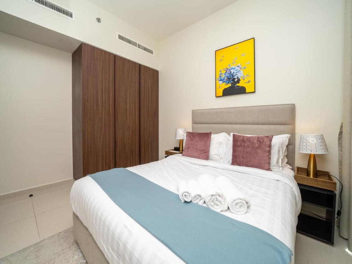 1 Bedroom Business Bay Bliss With A Canal View Apartment *